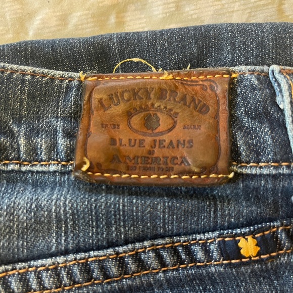 Lucky brand jeans, size 6/28 - Picture 7 of 7